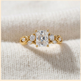 Royal Elegance Emerald-Cut Diamond Ring
